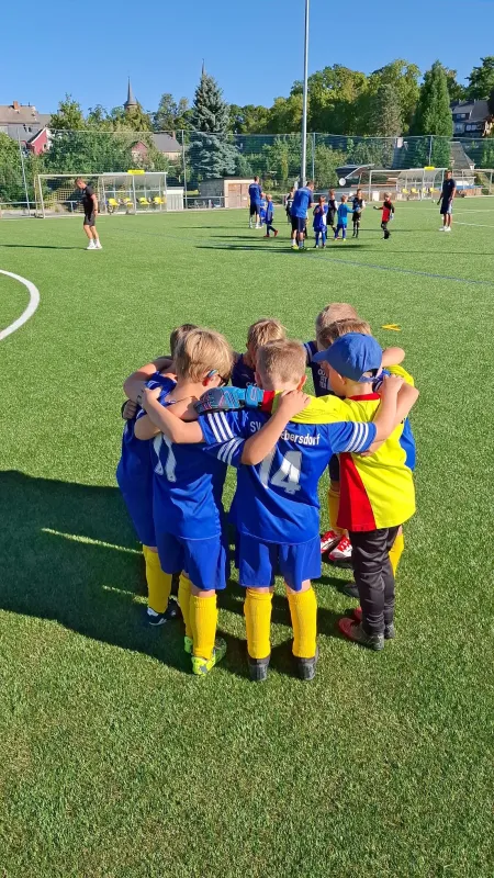 F- Junioren des SV 1990 Ebersdorf starten mit Turniersieg in die Saison!