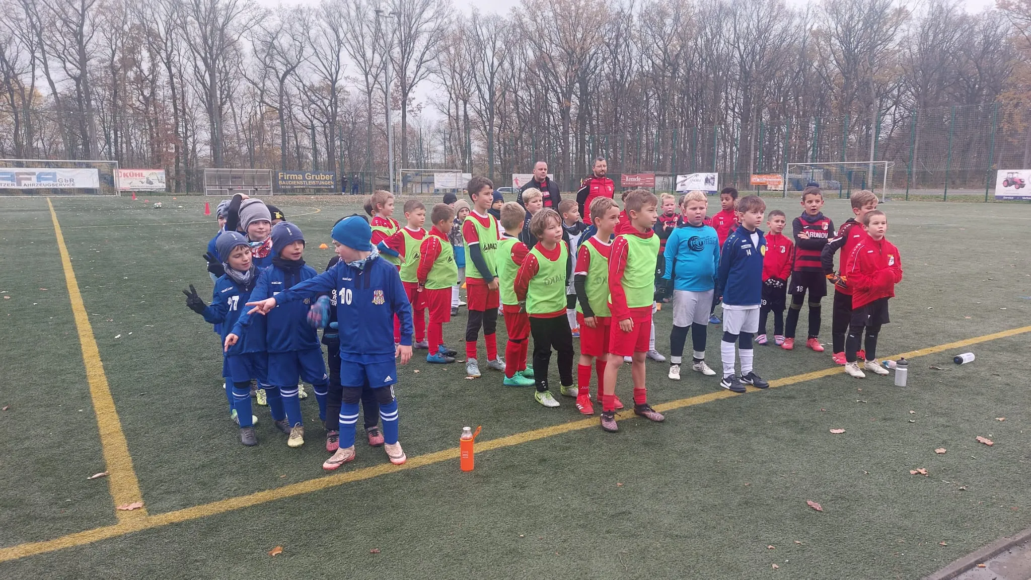 Starker Jahresabschluss unter freiem Himmel - F-Jun. überzeugen in Eisenberg