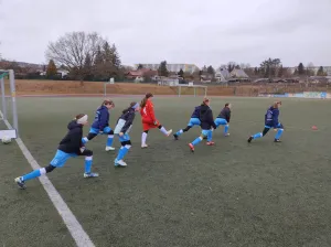 SVE-Mädels starten mit Turnier in die Freiluftsaison