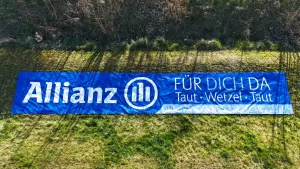 Die Allianz unterstützt unseren SVE mit einem neuen Werbebanner