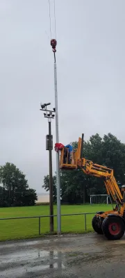 1. Teilprojekt- Flutlichtmasten setzen