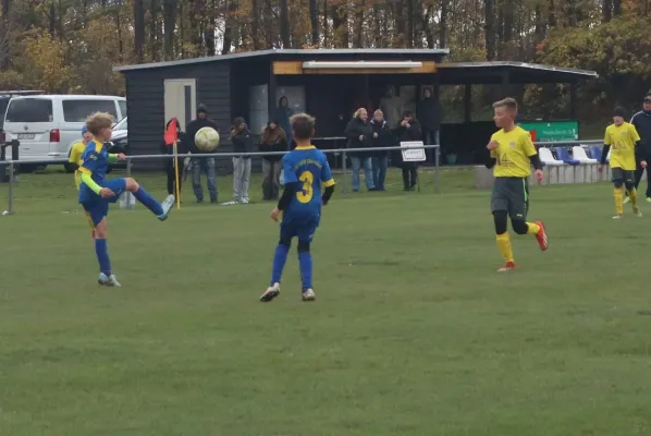 26.10.2025 SV 1990 Ebersdorf vs. JFC Saale-Orla II